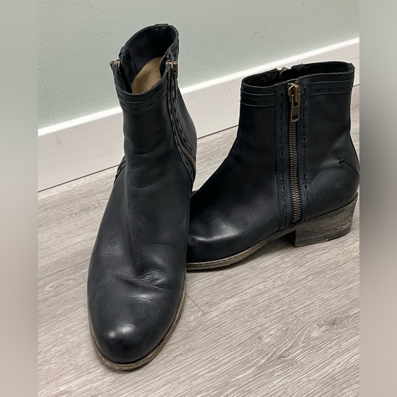 Costume National 40mm Double Zip Boot. Size US 8.5 DESIGNER 6 - Picture 4 of 16